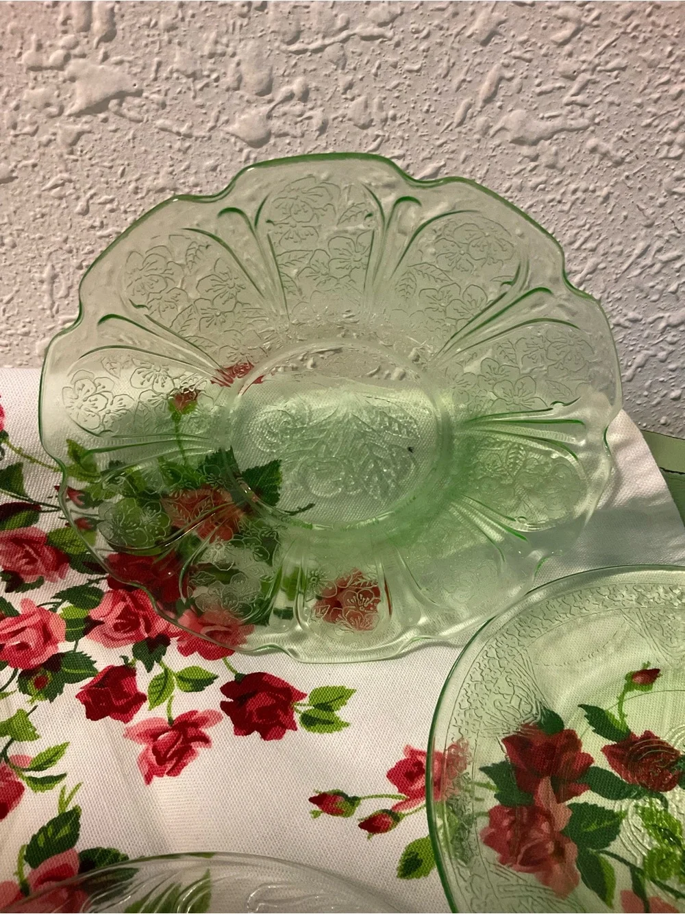 Lot of 4 mixed Green Uranium Saucers Plate Glass